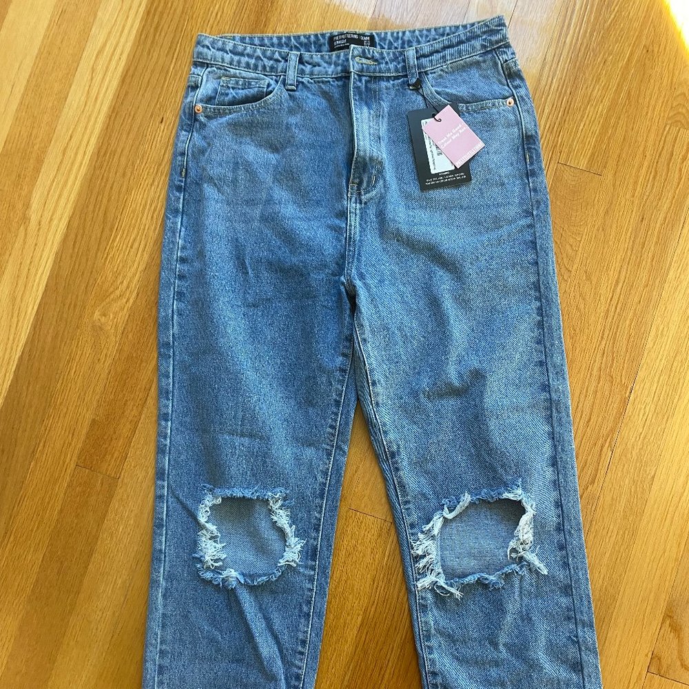 PRETTYLITTLE THING MEDIUM WASH JEANS